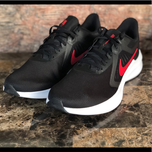 NEW Nike Men's Downshifter 10 Running Sneakers - Picture 3 of 12